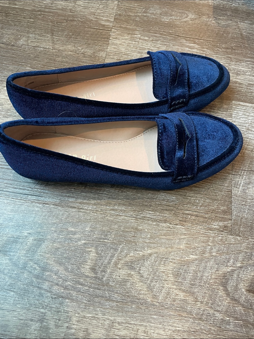 Madden Girl Women Velvet Loafers Women’s Size 8.5 Sapphire Blue - Picture 2 of 7